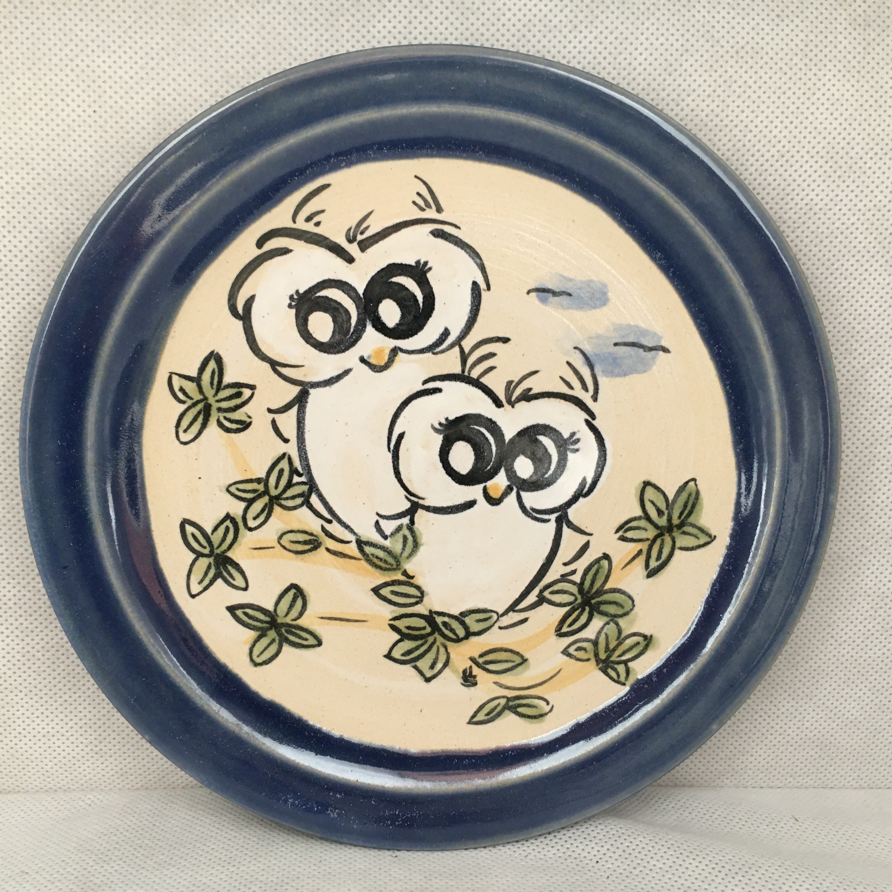 Comic-Keramik-Teller Eule blau handgemacht in Bad Kissingen